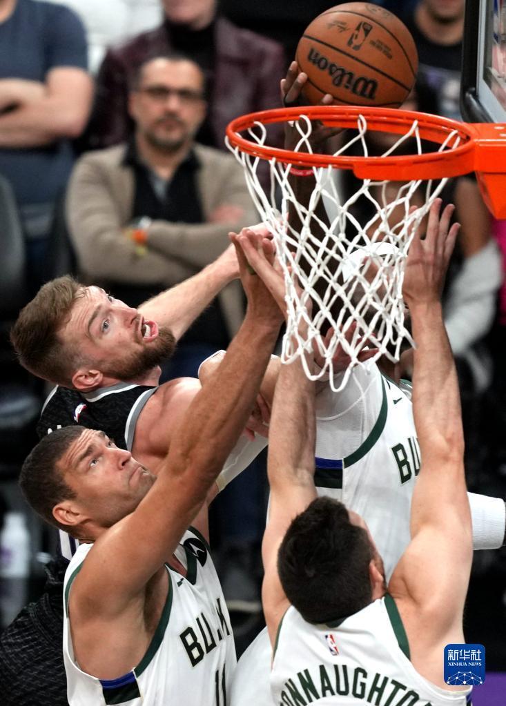 开云体育app-雄鹿B队碾压爵士，福克斯关键制胜的简单介绍