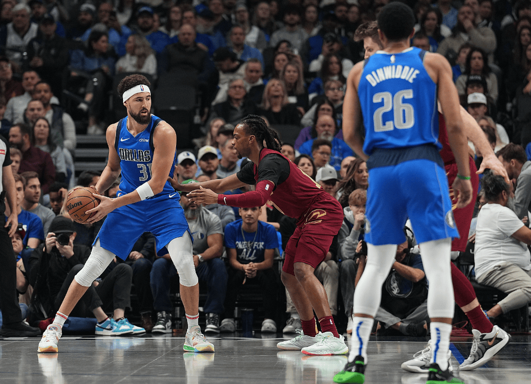 关于阿根廷男篮血洗雄鹿B队,米切尔统治全场的信息 关于阿根廷男篮血洗雄鹿B队,米切尔统治全场的信息