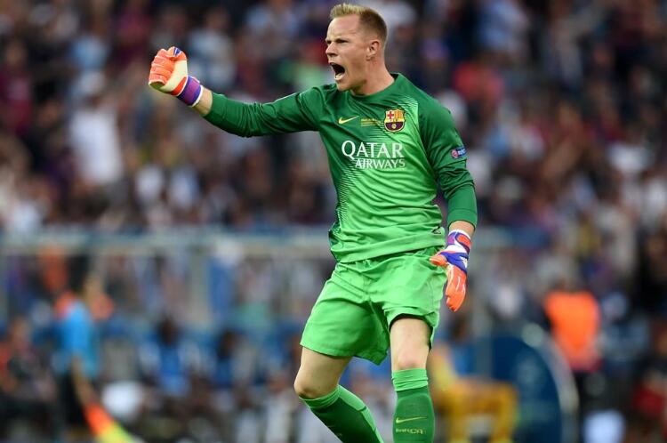 开云体育官网-塞内加尔强势曼城，特尔施特根绝境逆转