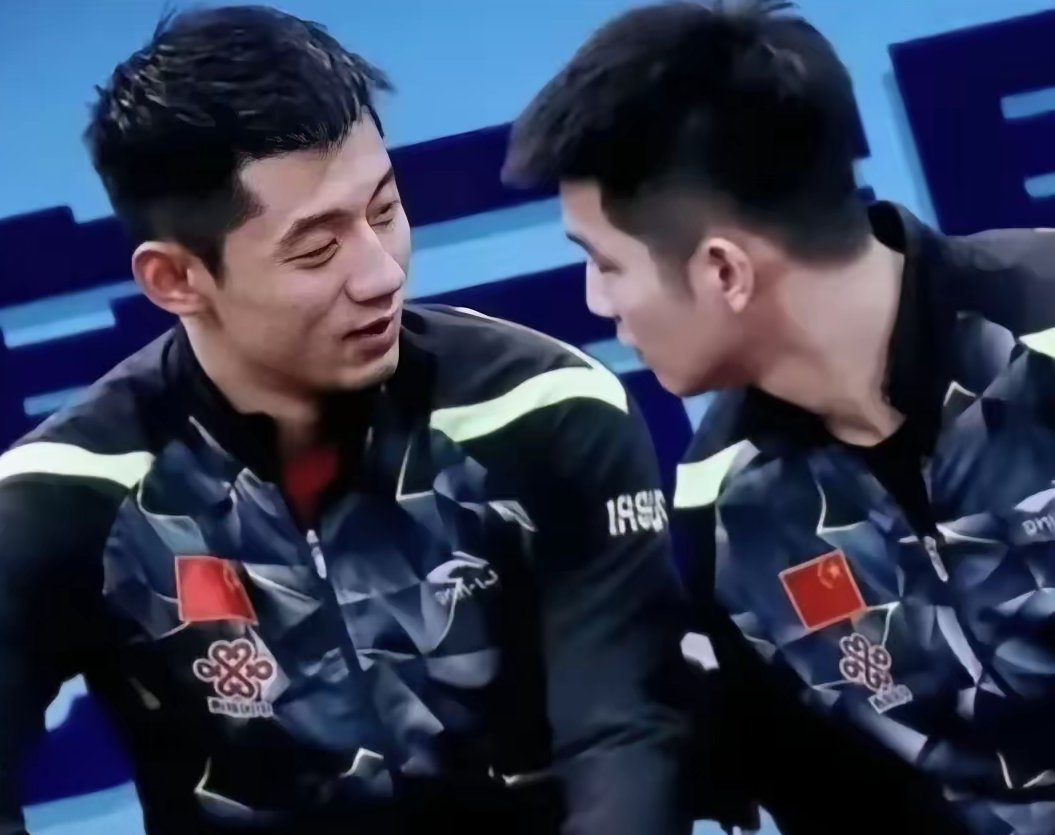 中国乒乓球队绝地反击瑞典乒乓球队，张继科制霸全场