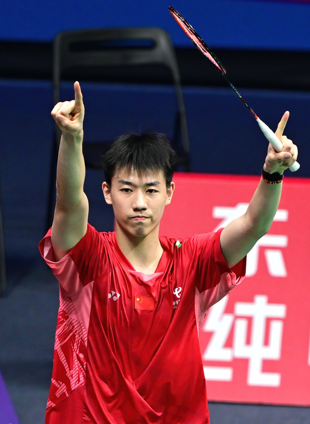 开云sport-印尼羽毛球队完胜中国羽毛球队，陶菲克三分雨点燃全场