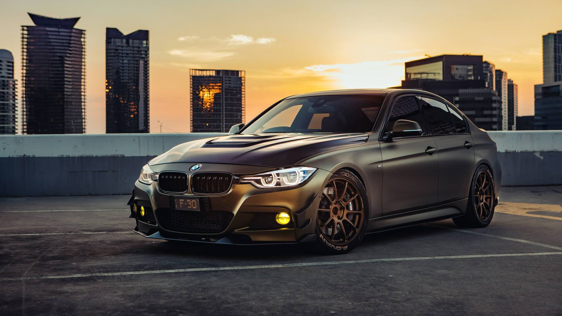 跨越太平洋的篮球对话，利拉德慈善赛攻防制霸，上海队与湖人共创唯一夜晚